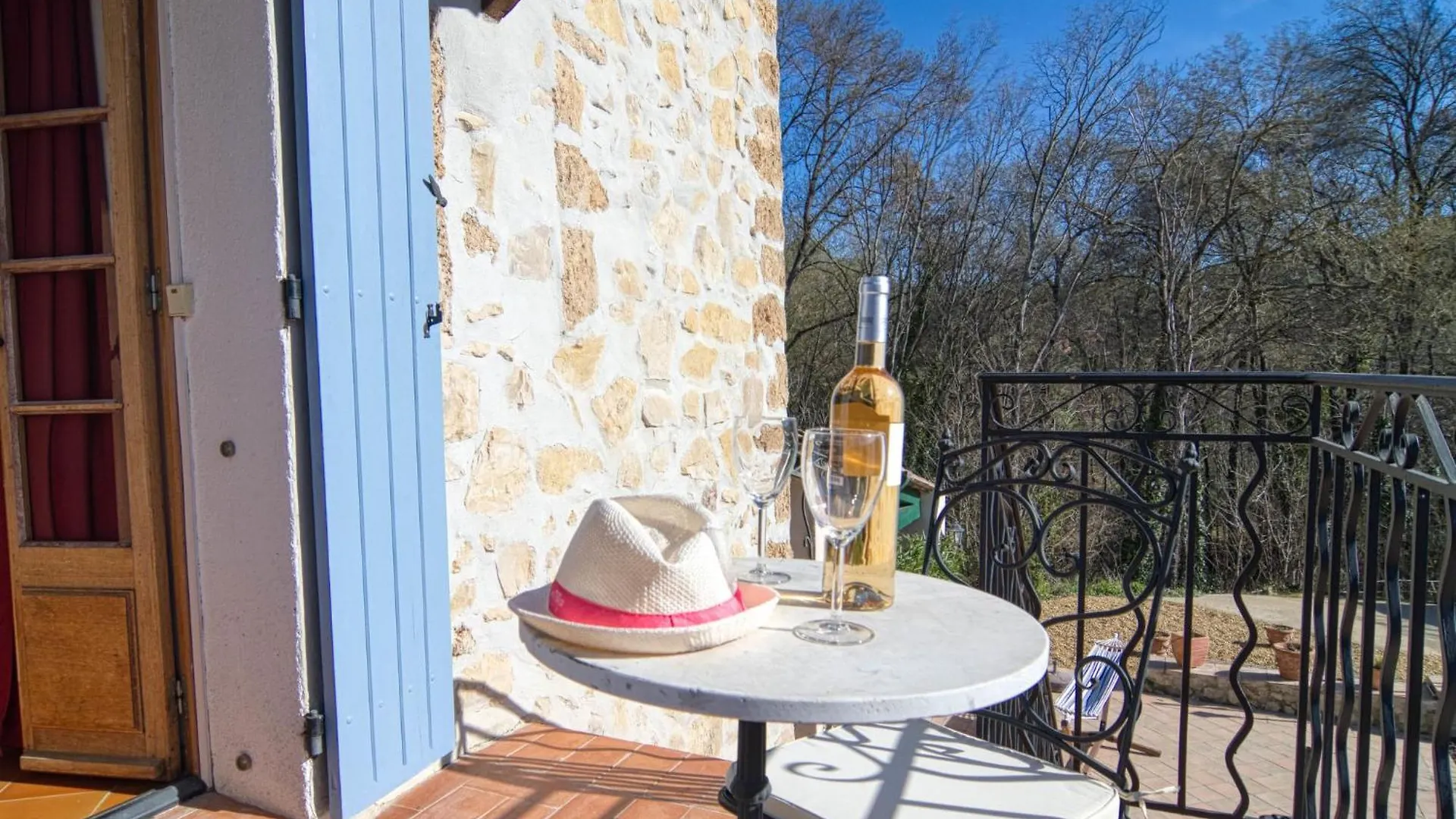 Holiday Home La Maison Aux Volets Bleus By Interhome Entrecasteaux